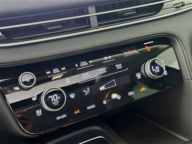 Certified 2025 INFINITI QX60 Luxe image 13