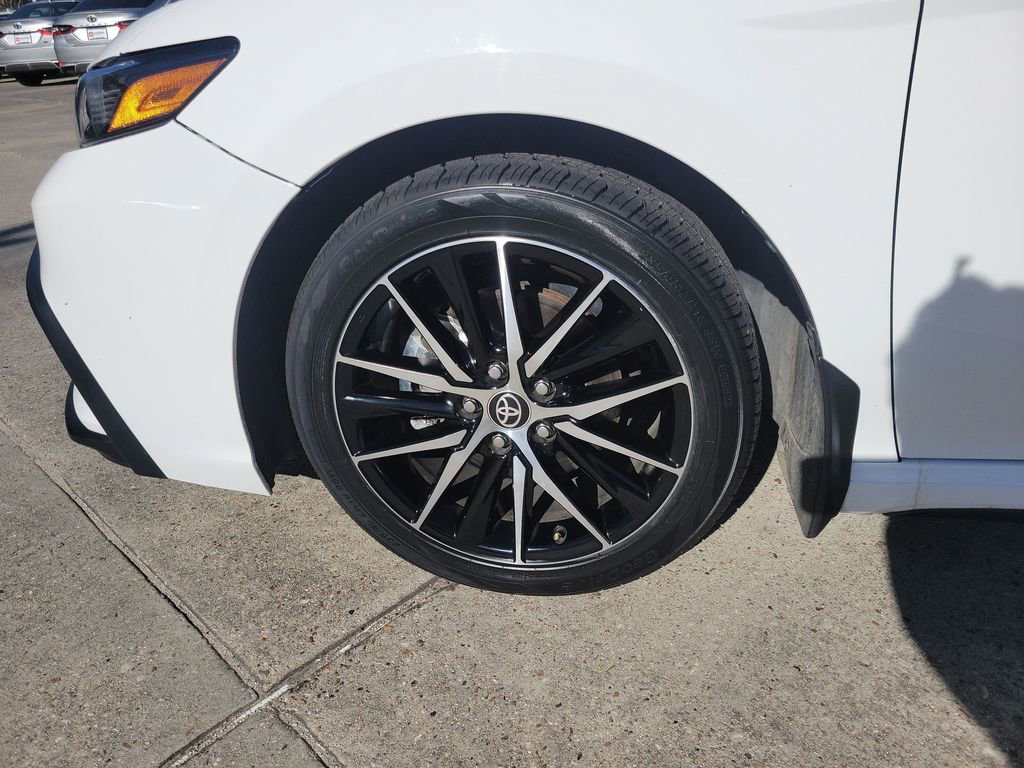 Certified 2024 Toyota Camry SE image 29