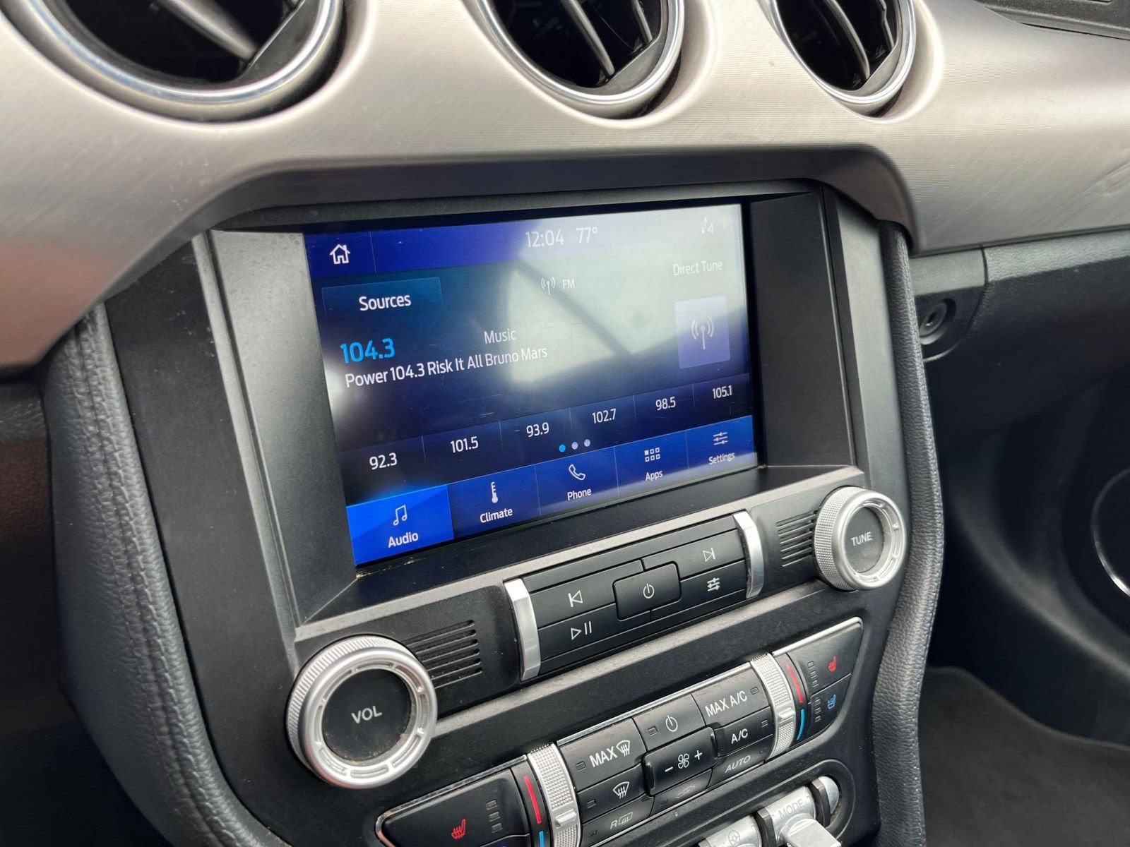 Used 2023 Ford Mustang Premium image 17