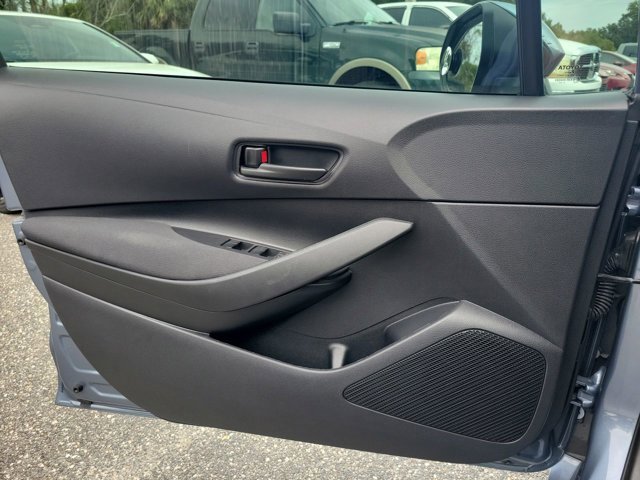 Used 2022 Toyota Corolla LE image 34