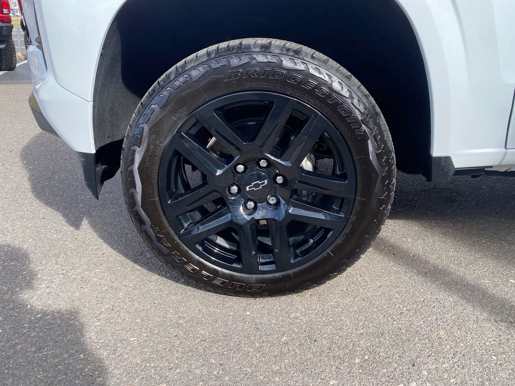 Used 2025 Chevrolet Colorado Z71 w/ Z71 Convenience Package 2 AWD/4WD image 27