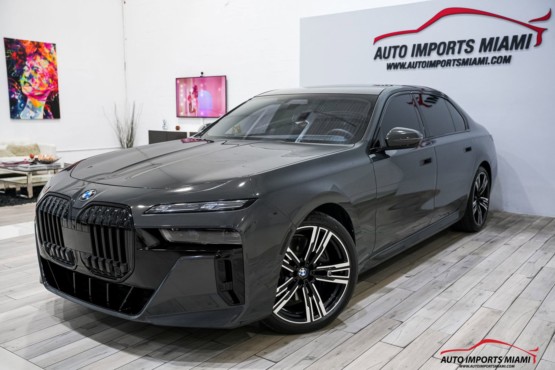 Used 2023 BMW 760i xDrive w/ Executive Package AWD/4WD image 1