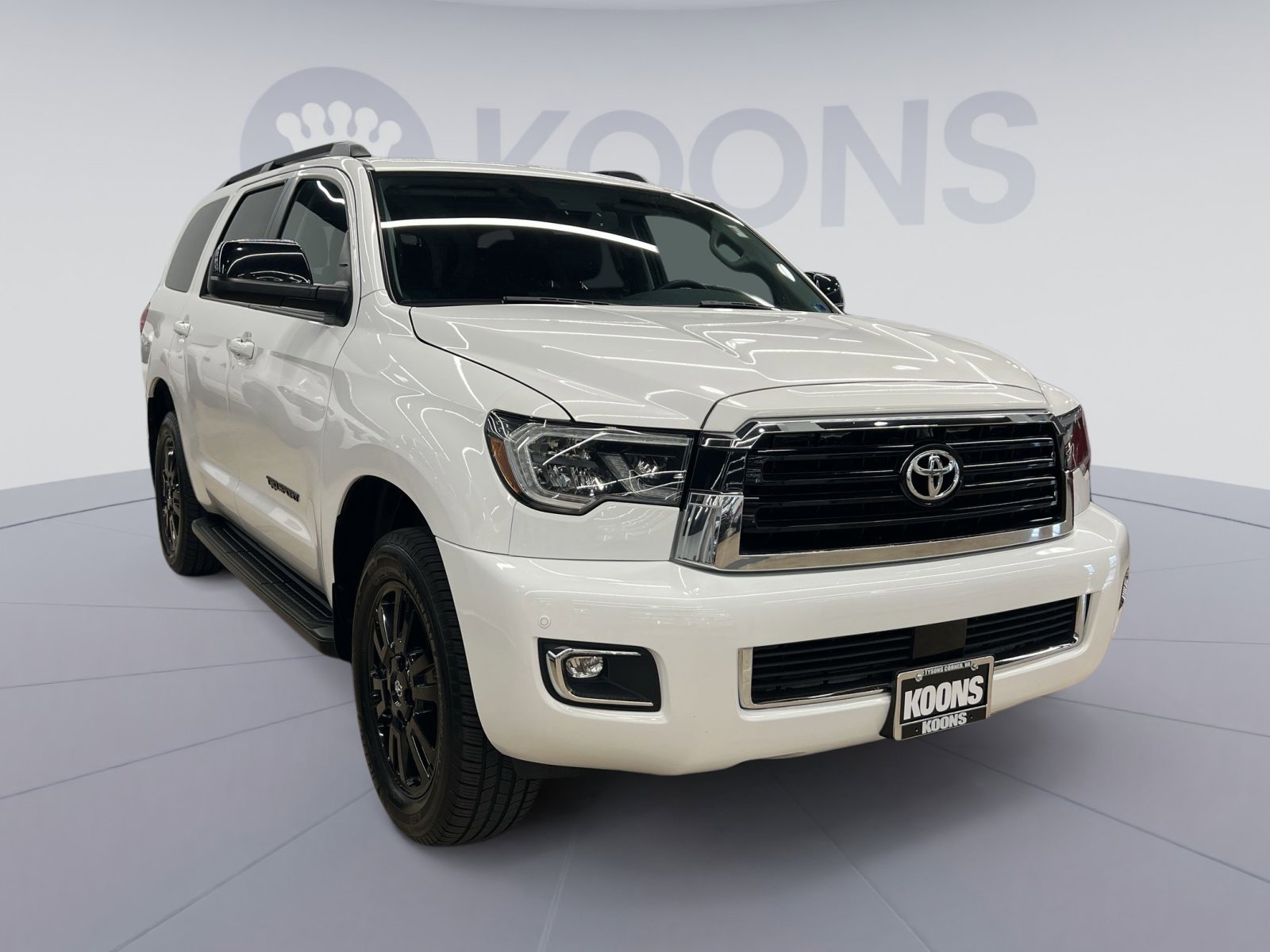 Used 2018 Toyota Sequoia TRD Sport AWD/4WD image 7