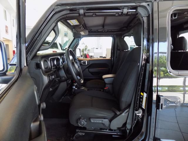 Certified 2023 Jeep Gladiator Sport AWD/4WD image 22