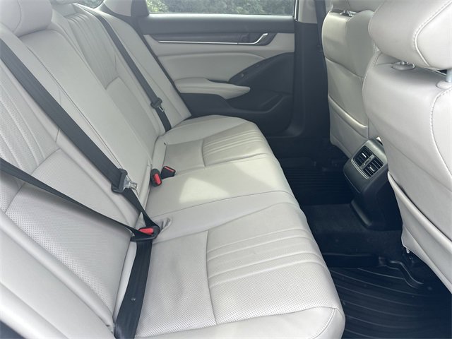 Used 2020 Honda Accord Touring image 15