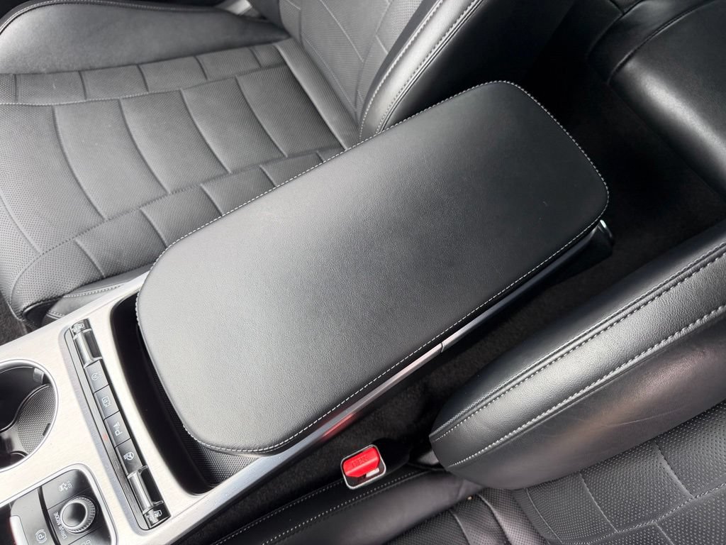 Used 2023 Kia Stinger GT2 AWD/4WD image 25