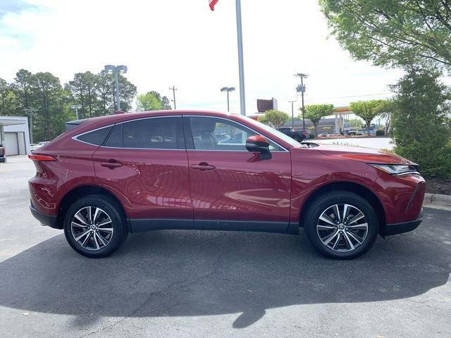 Certified 2023 Toyota Venza LE image 9