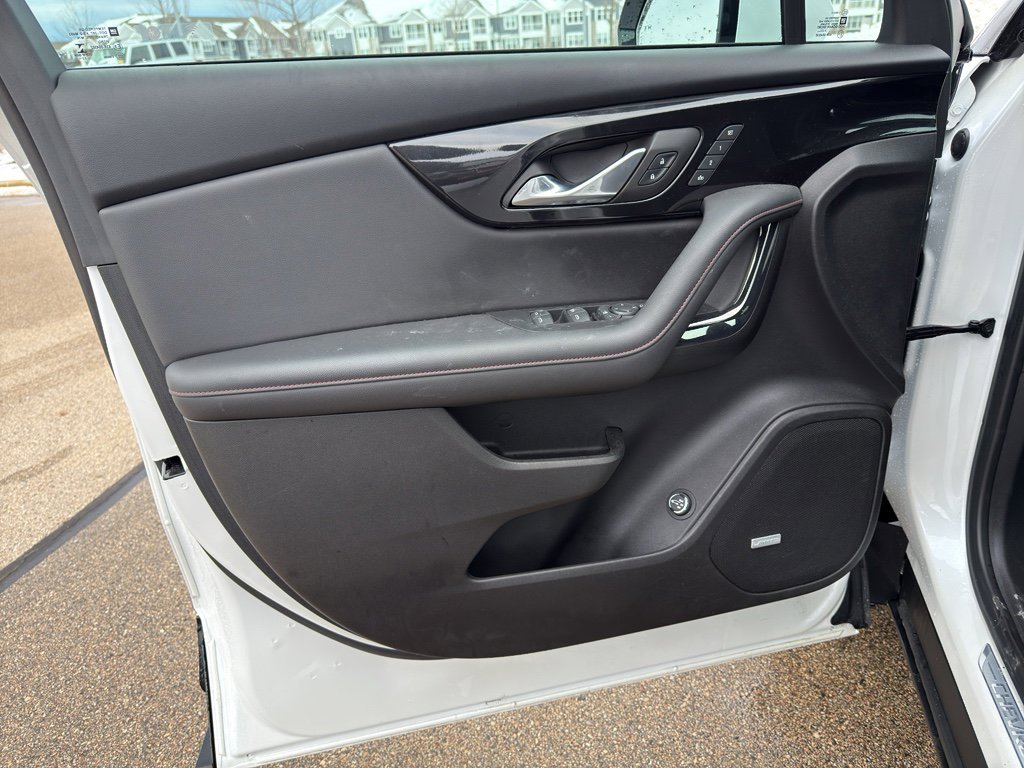 Certified 2023 Chevrolet Blazer RS w/ Driver Confidence II Package image 13