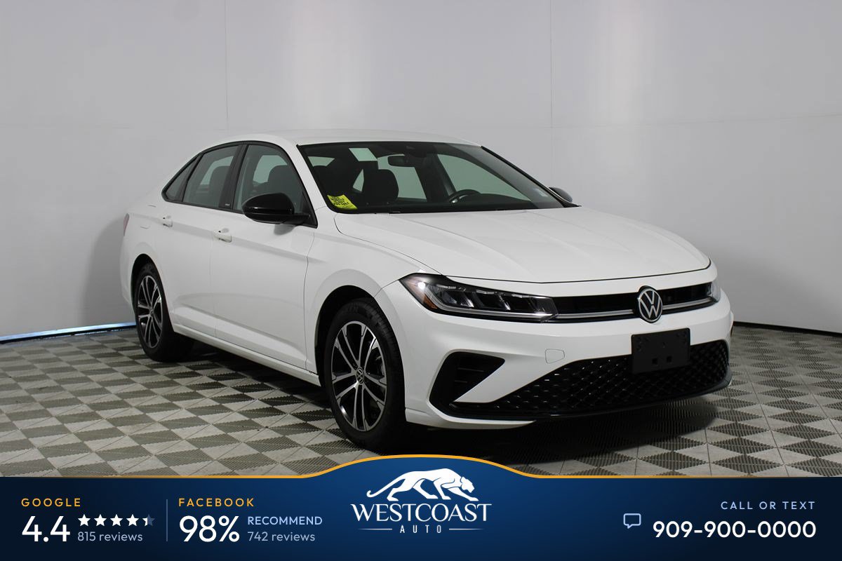Used 2025 Volkswagen Jetta Sport FWD image 1