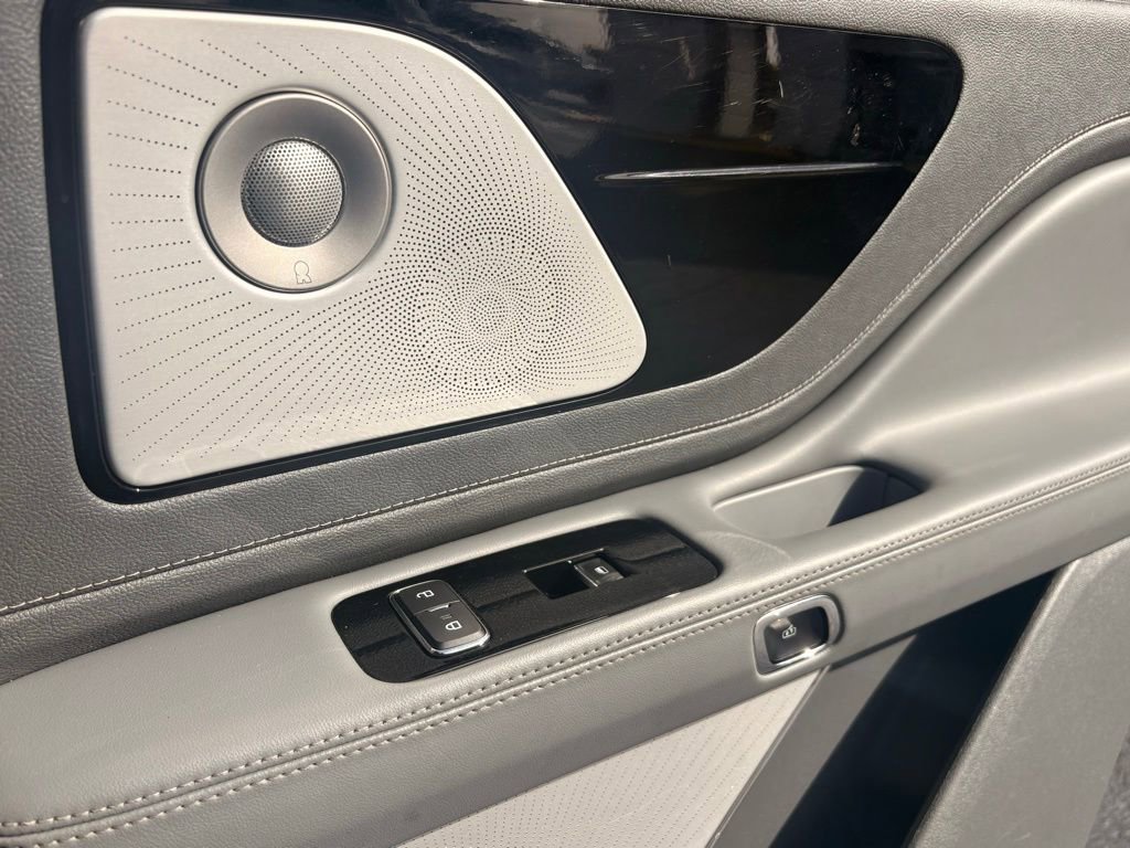 Used 2021 Lincoln Aviator Grand Touring w/ Equipment Group 302A image 14