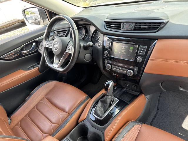 Used 2018 Nissan Rogue SL w/ Premium Package AWD/4WD image 29