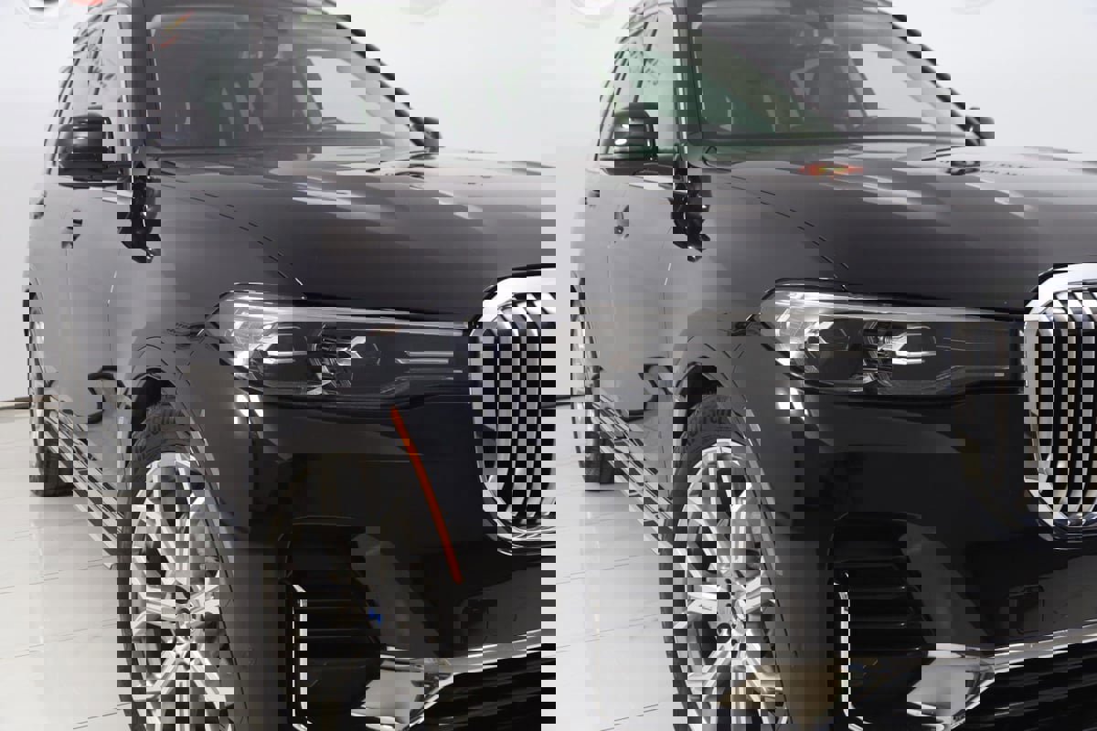 Used 2022 BMW X7 xDrive40i w/ Premium Package image 19