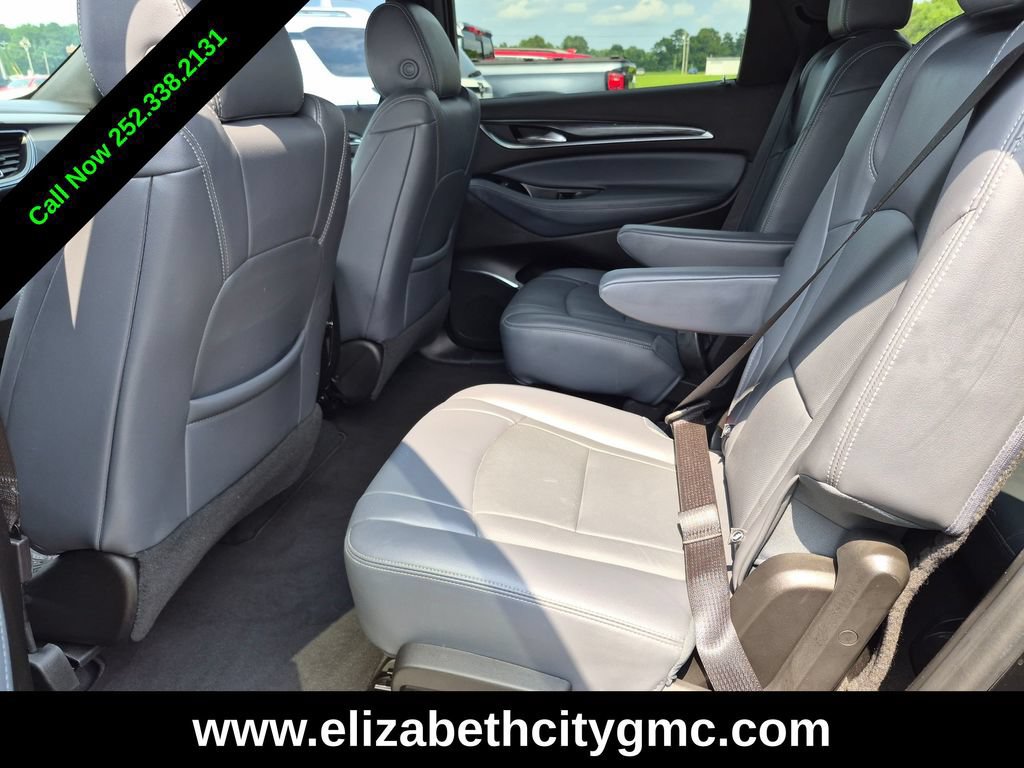 Used 2023 Buick Enclave Essence w/ Sport Touring Edition FWD image 21