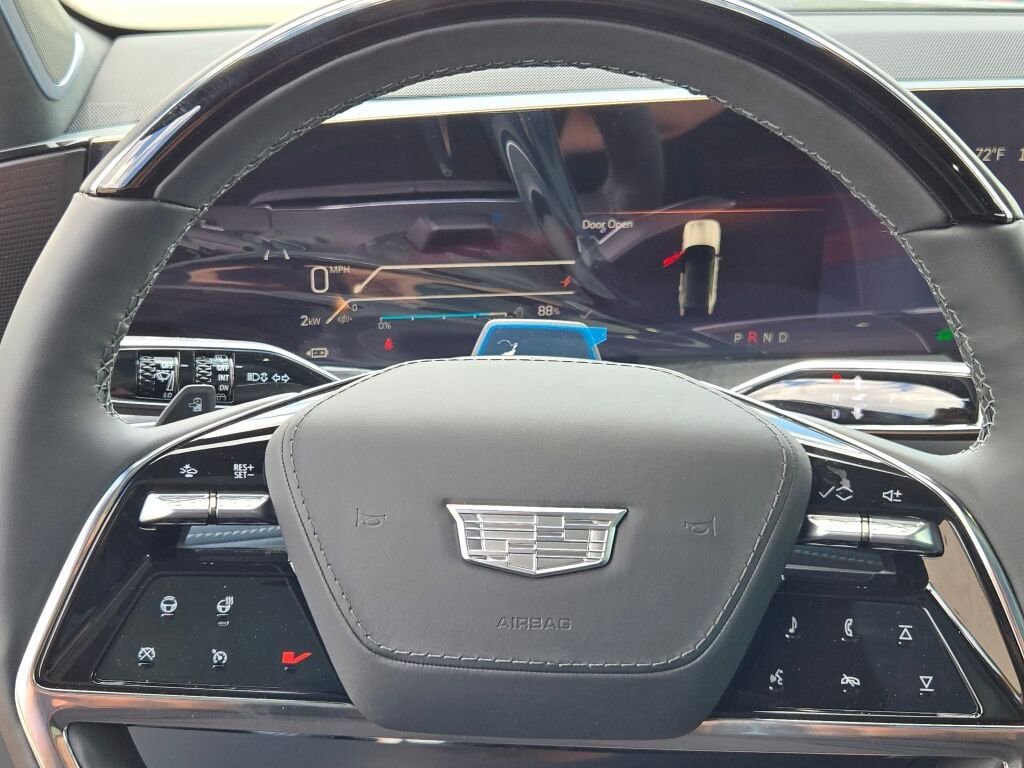 New 2026 Cadillac Escalade IQ Sport 2 w/ LPO, ONYX Package image 32