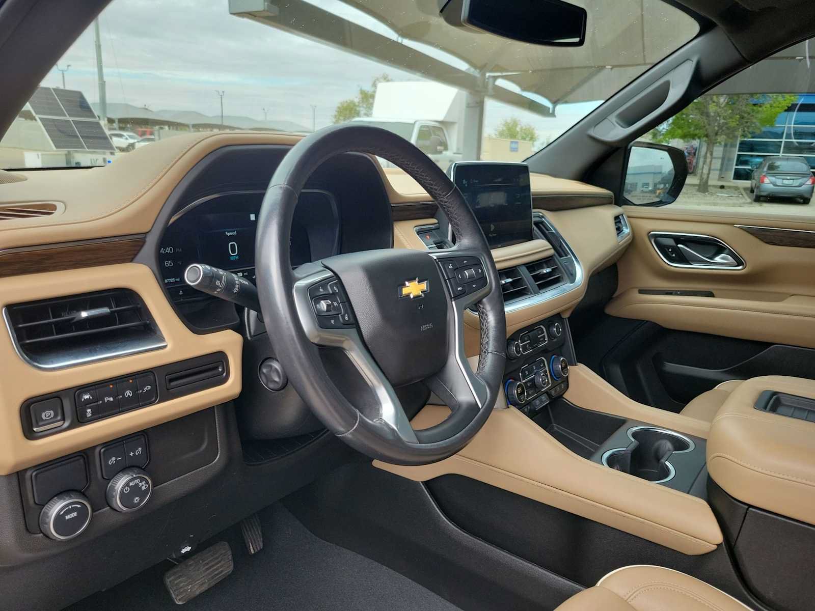 Used 2022 Chevrolet Tahoe Premier w/ Texas Edition RWD image 10
