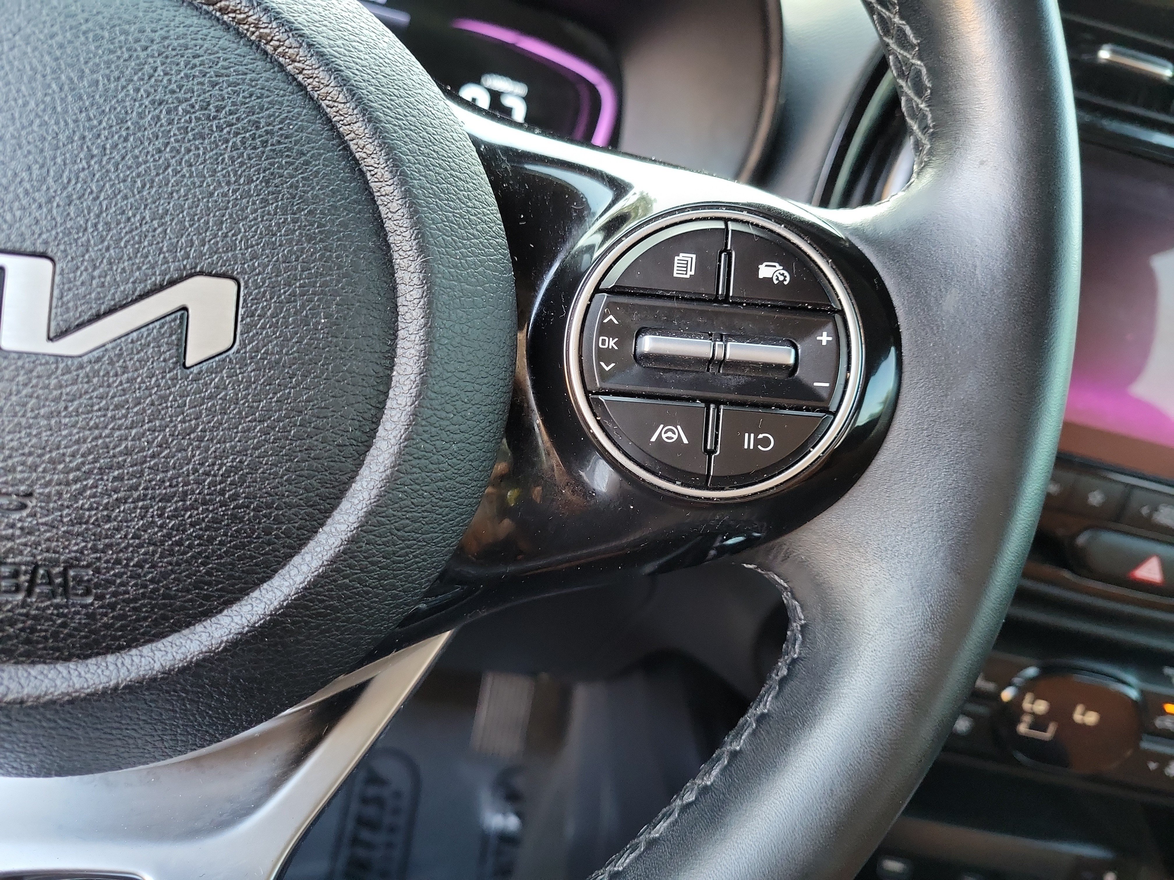 Used 2024 Kia Soul EX w/ Option Group 015 FWD image 25