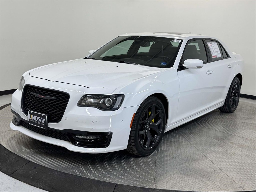 Used 2022 Chrysler 300 S image 3