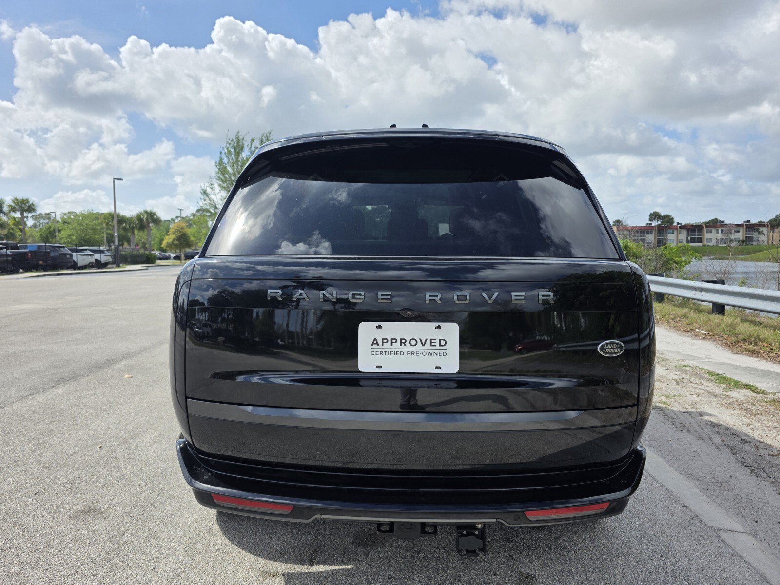 Used 2023 Land Rover Range Rover SE AWD/4WD image 6