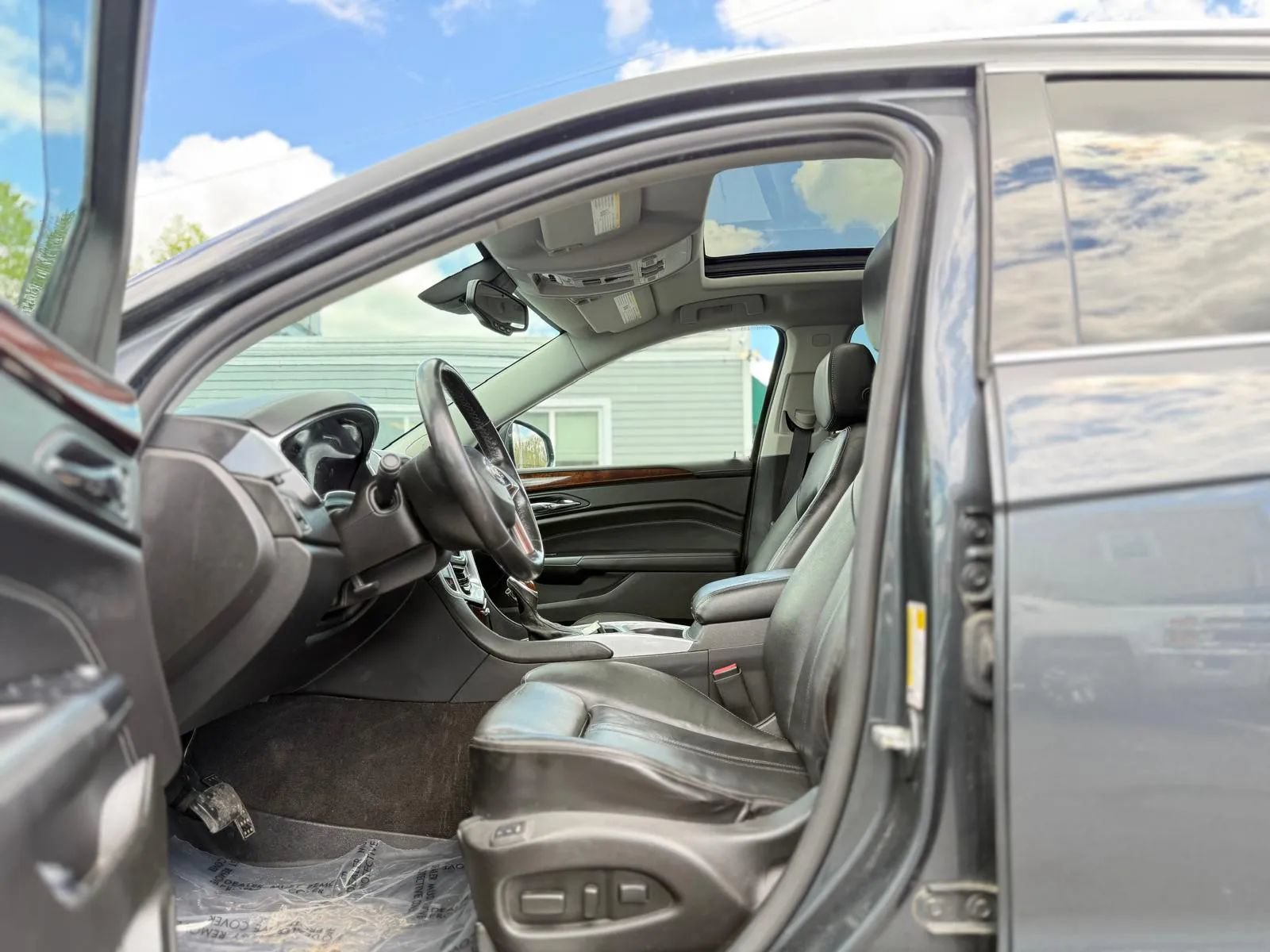 Used 2013 Cadillac SRX Luxury w/ Driver Awareness Package AWD/4WD image 7