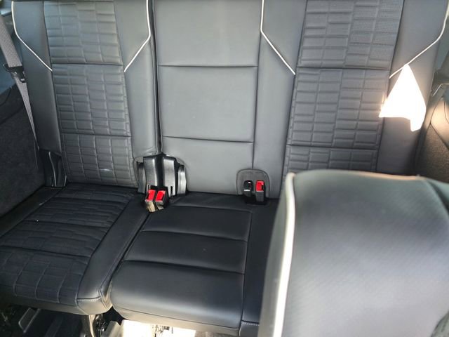 Used 2025 Cadillac Escalade Sport Platinum image 13