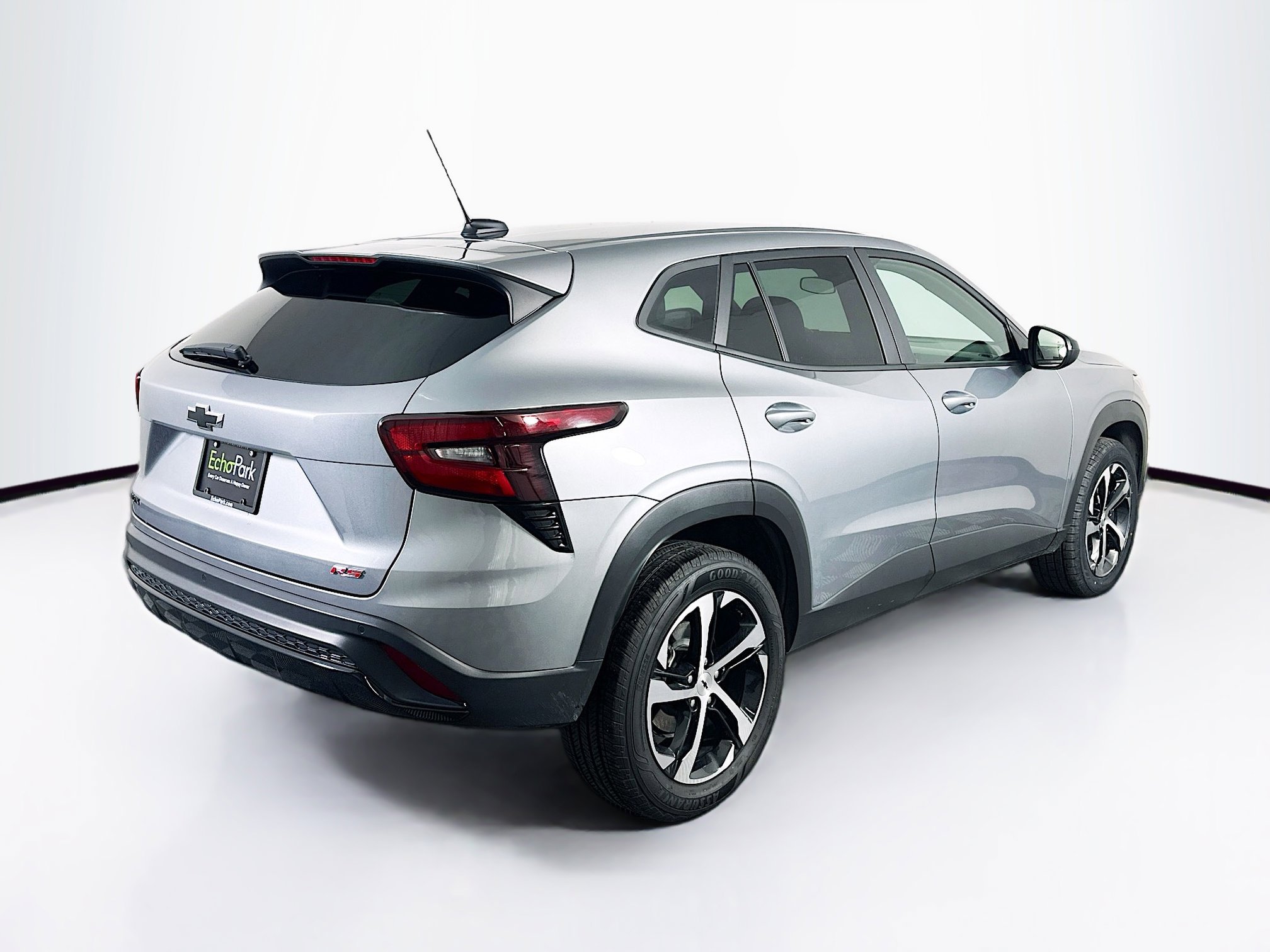 Used 2024 Chevrolet Trax RS w/ Driver Confidence Package image 9