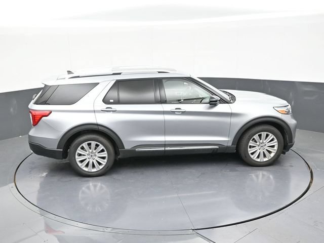 Used 2022 Ford Explorer Limited w/ Equipment Group 301A AWD/4WD image 65