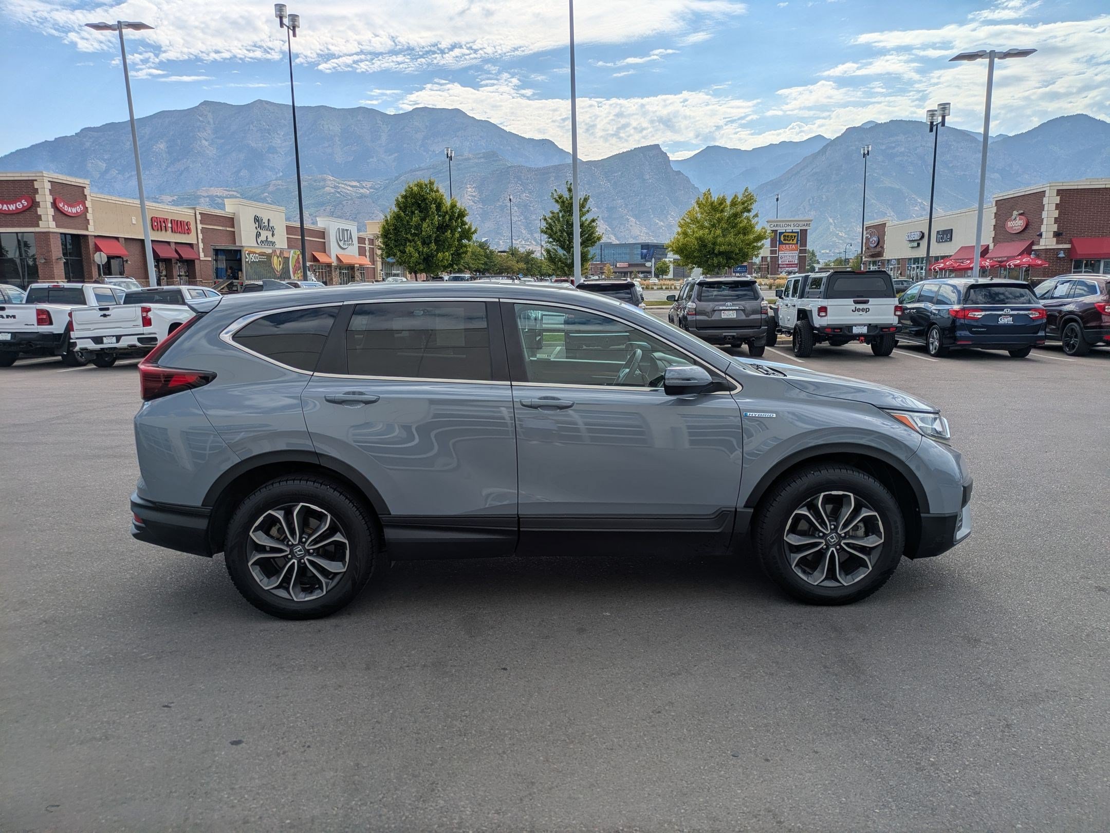 Used 2021 Honda CR-V EX image 2