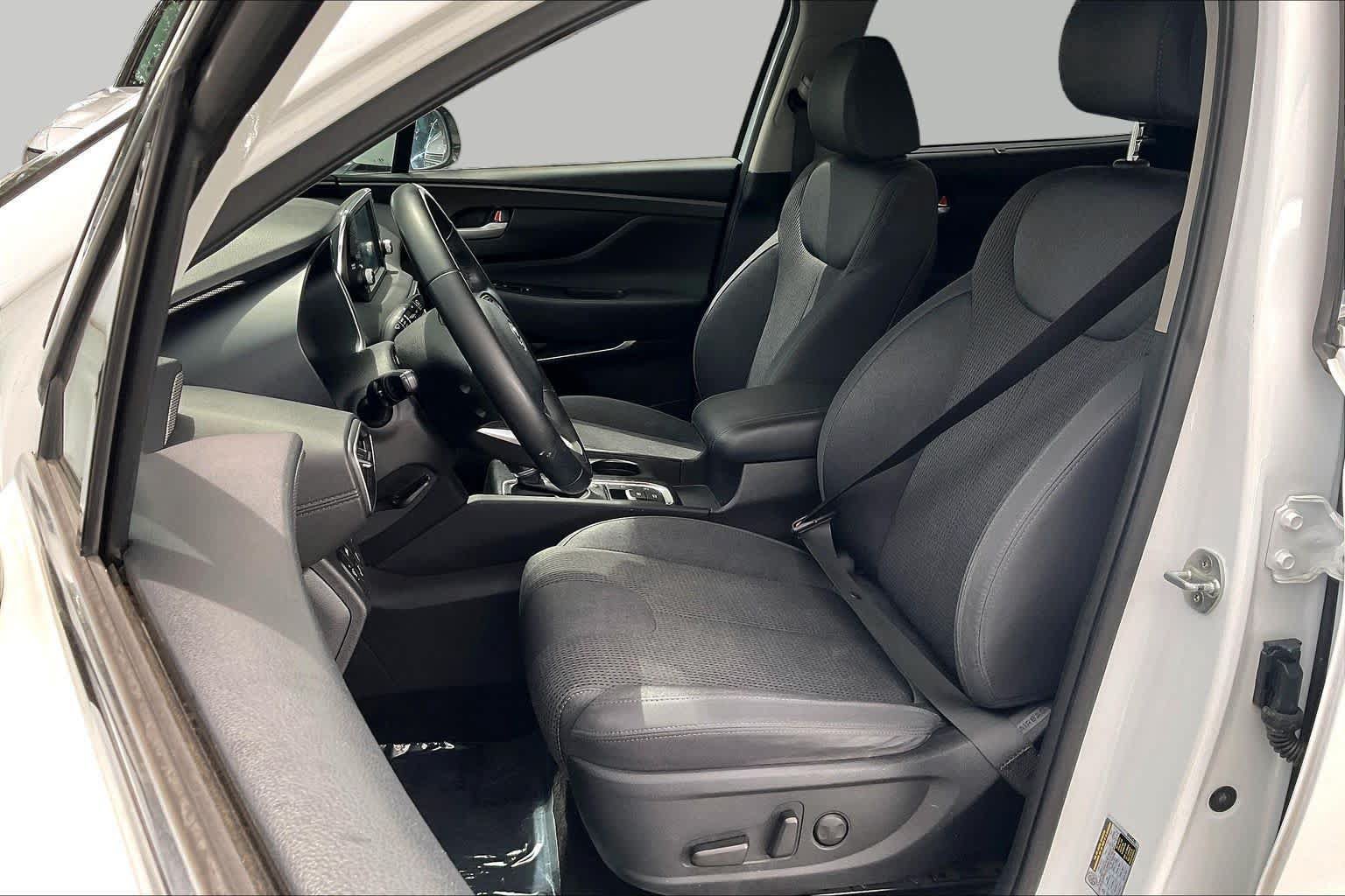 Used 2020 Hyundai Santa Fe SEL w/ Convenience Package FWD image 8