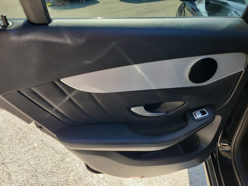 Used 2022 Mercedes-Benz GLC 300 image 15