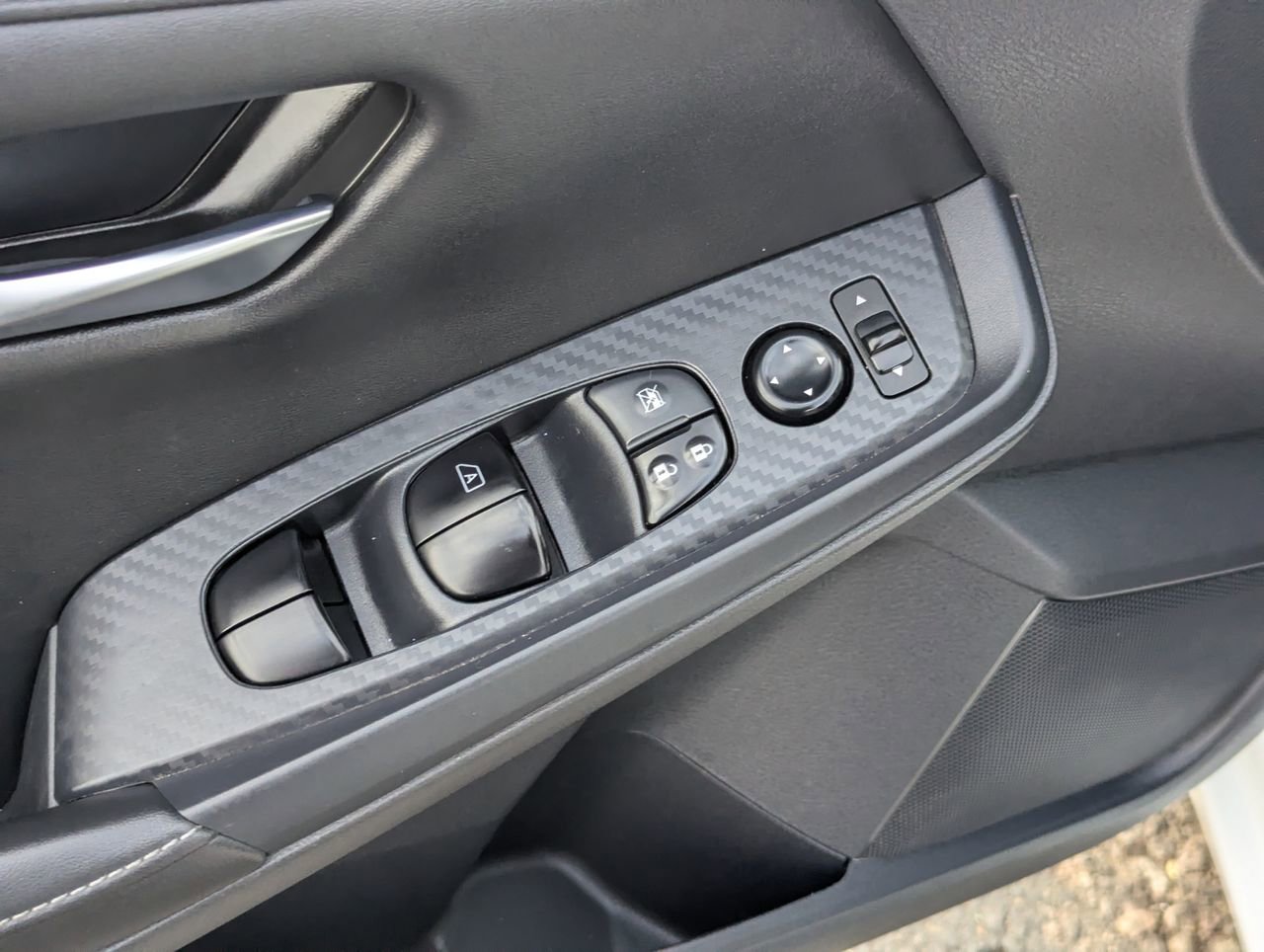 Certified 2024 Nissan Sentra SV image 22