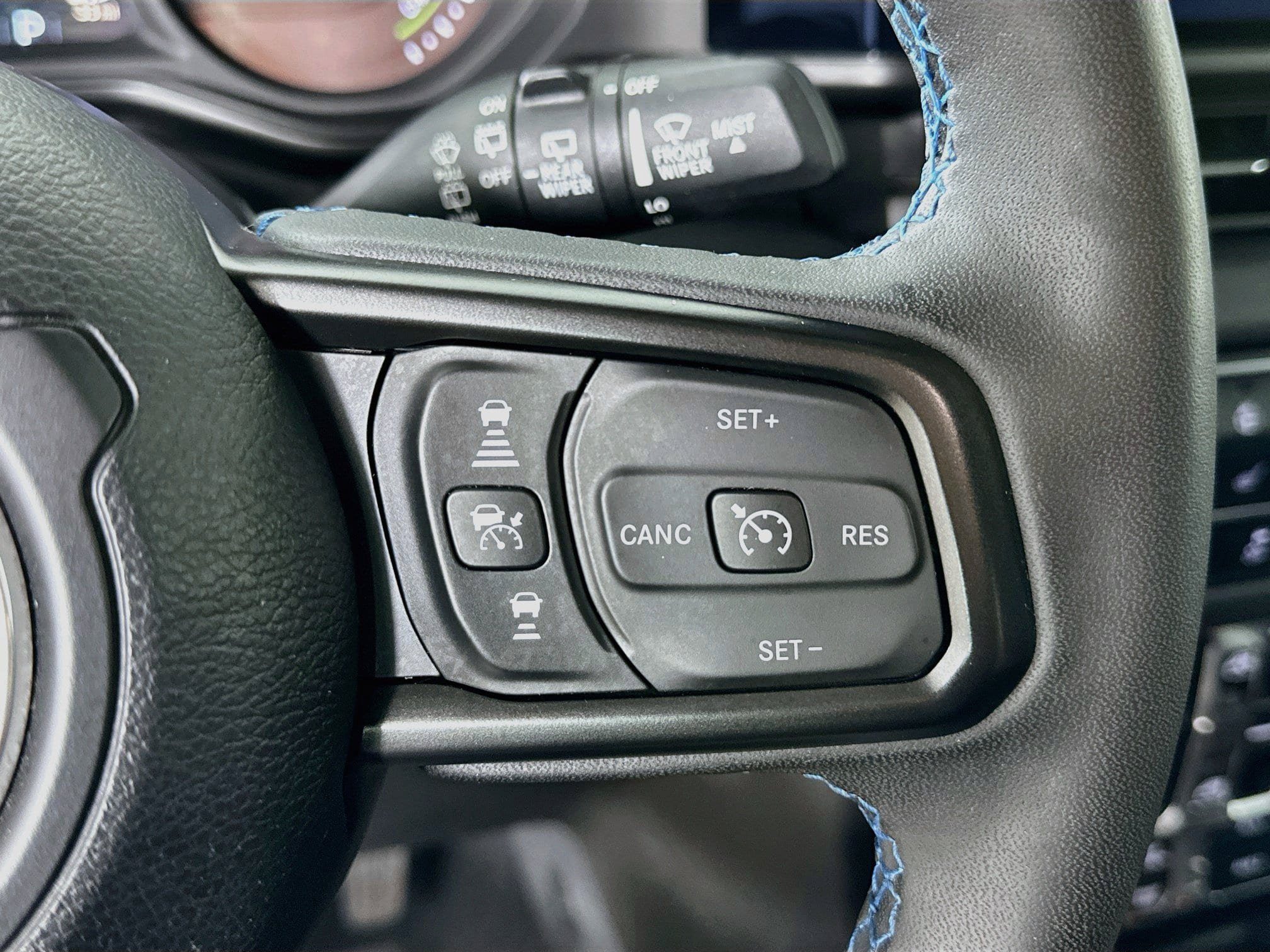 Used 2024 Jeep Wrangler Unlimited Rubicon 4xe w/ Convenience Group AWD/4WD image 14