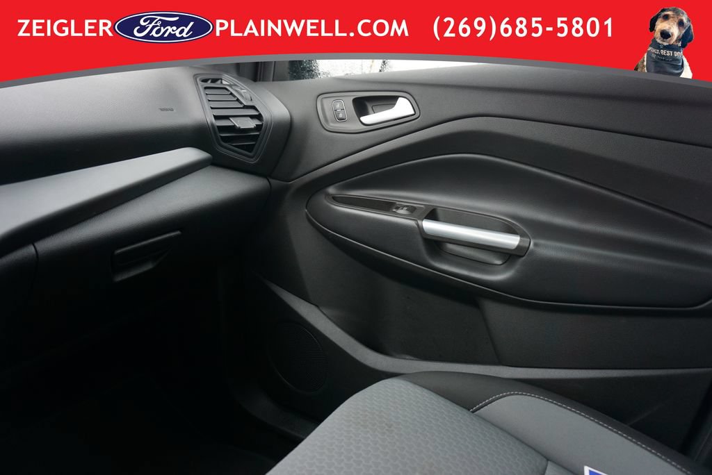 Used 2019 Ford Escape SE FWD image 31