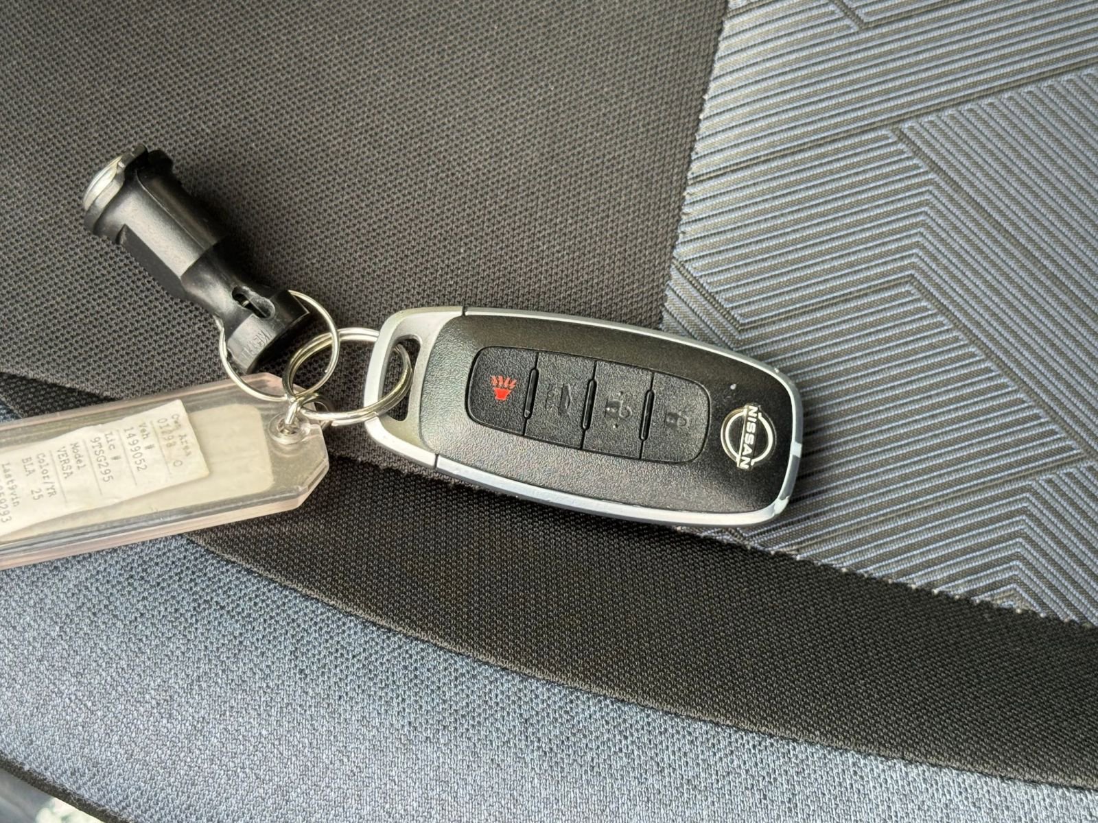 Used 2025 Nissan Versa SV FWD image 21