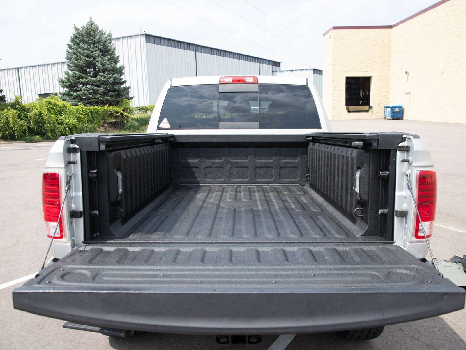 Used 2017 RAM 2500 Limited AWD/4WD image 16