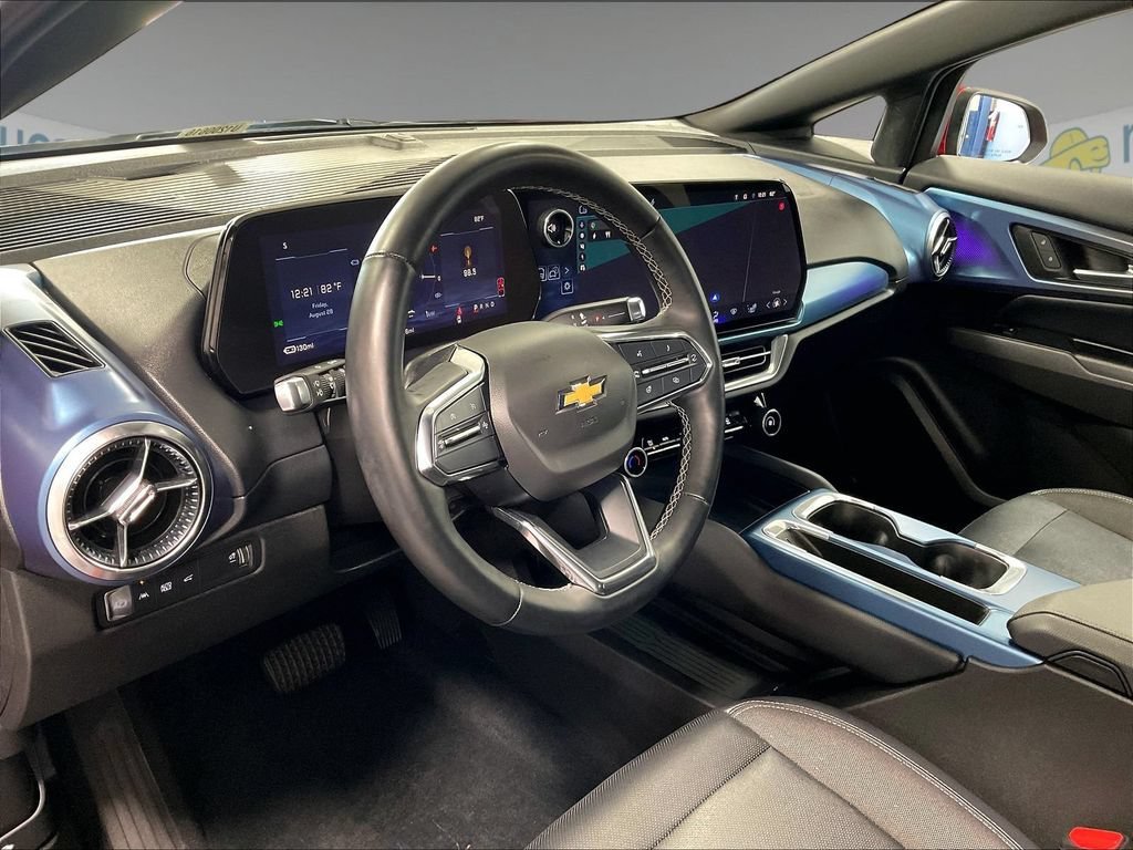 Used 2024 Chevrolet Equinox EV LT FWD image 8
