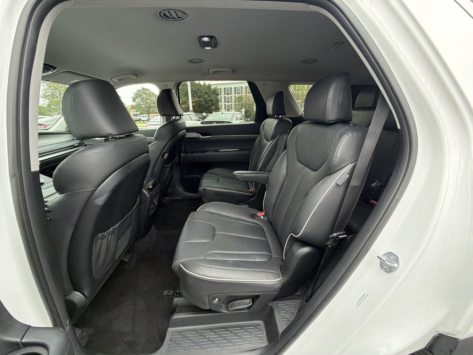 Used 2025 Hyundai Palisade SEL AWD/4WD image 25