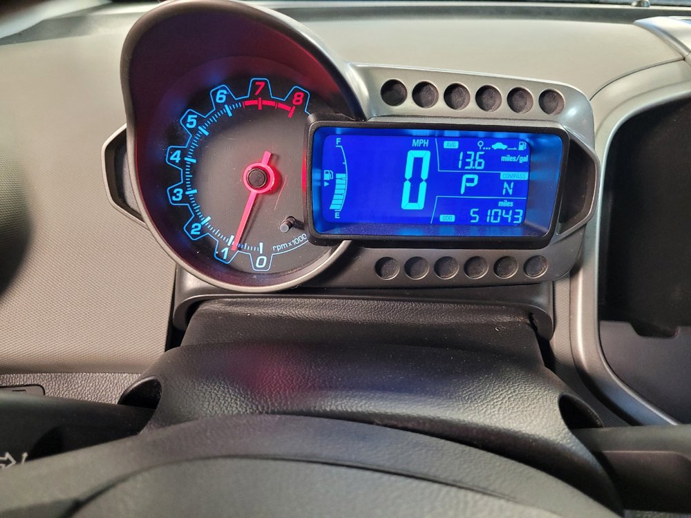 Used 2015 Chevrolet Sonic LT FWD image 23