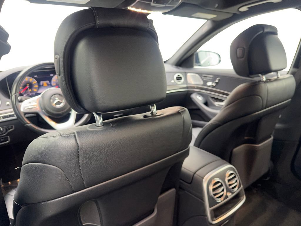 Used 2018 Mercedes-Benz S 450 Sedan image 34