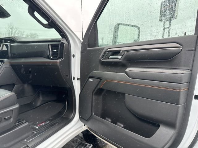 Used 2024 GMC Sierra 2500 AT4 w/ AT4 Premium Plus Package image 16