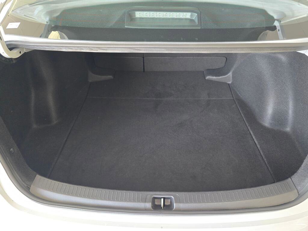 Used 2024 Toyota Corolla LE FWD image 16