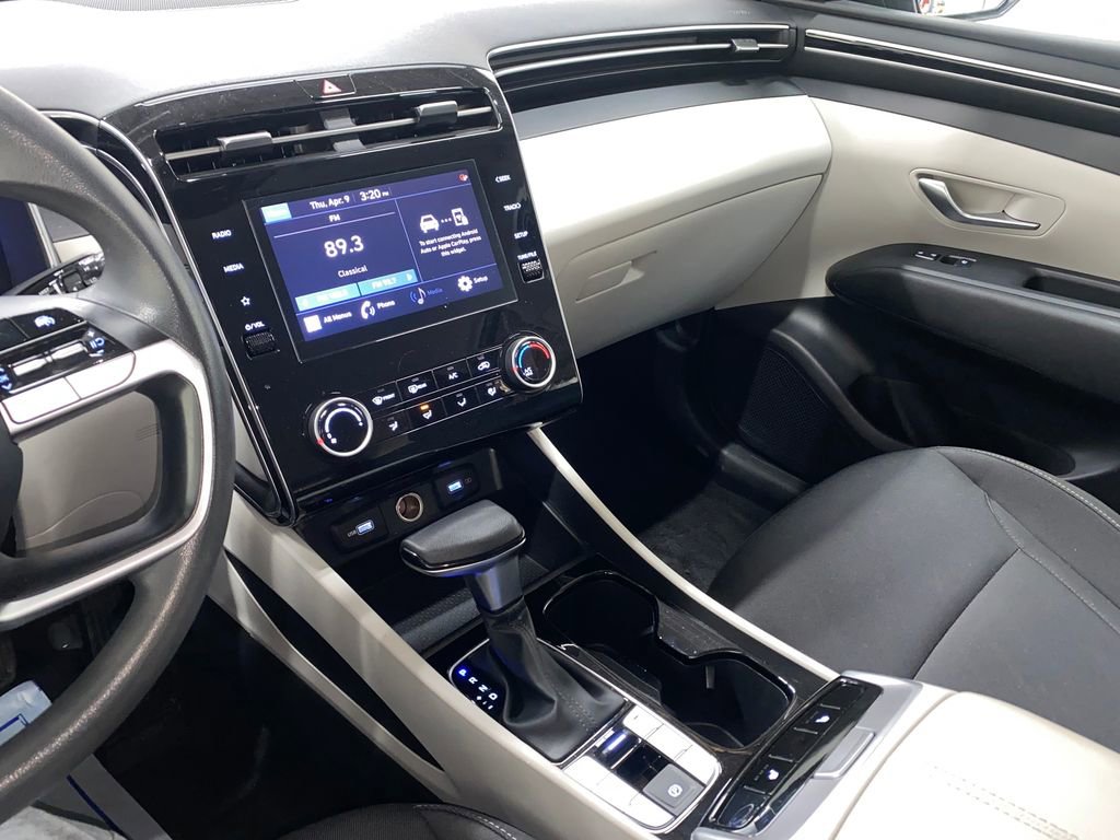 Used 2022 Hyundai Tucson SEL w/ Cargo Package AWD/4WD image 16