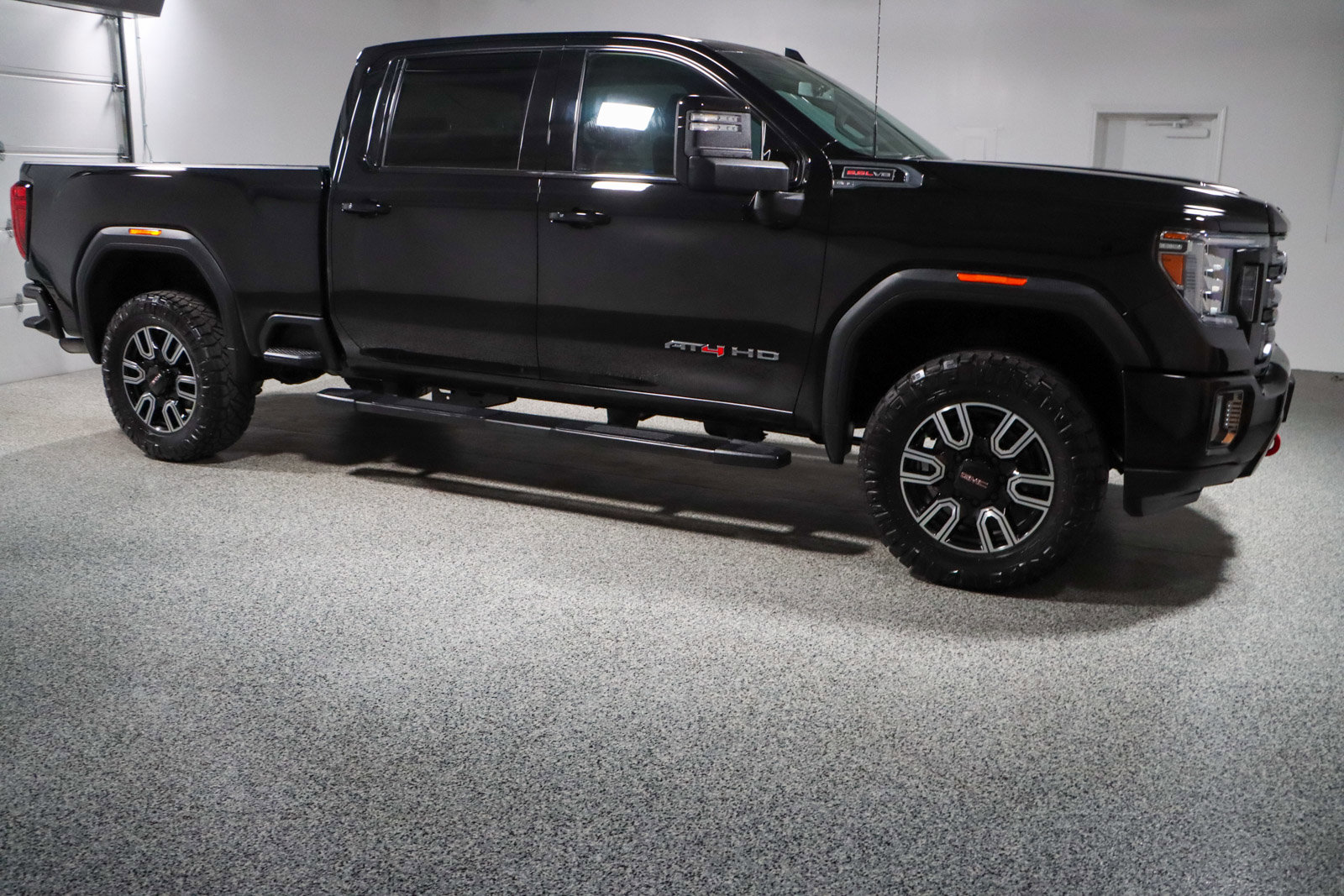 Used 2021 GMC Sierra 2500 AT4 image 6