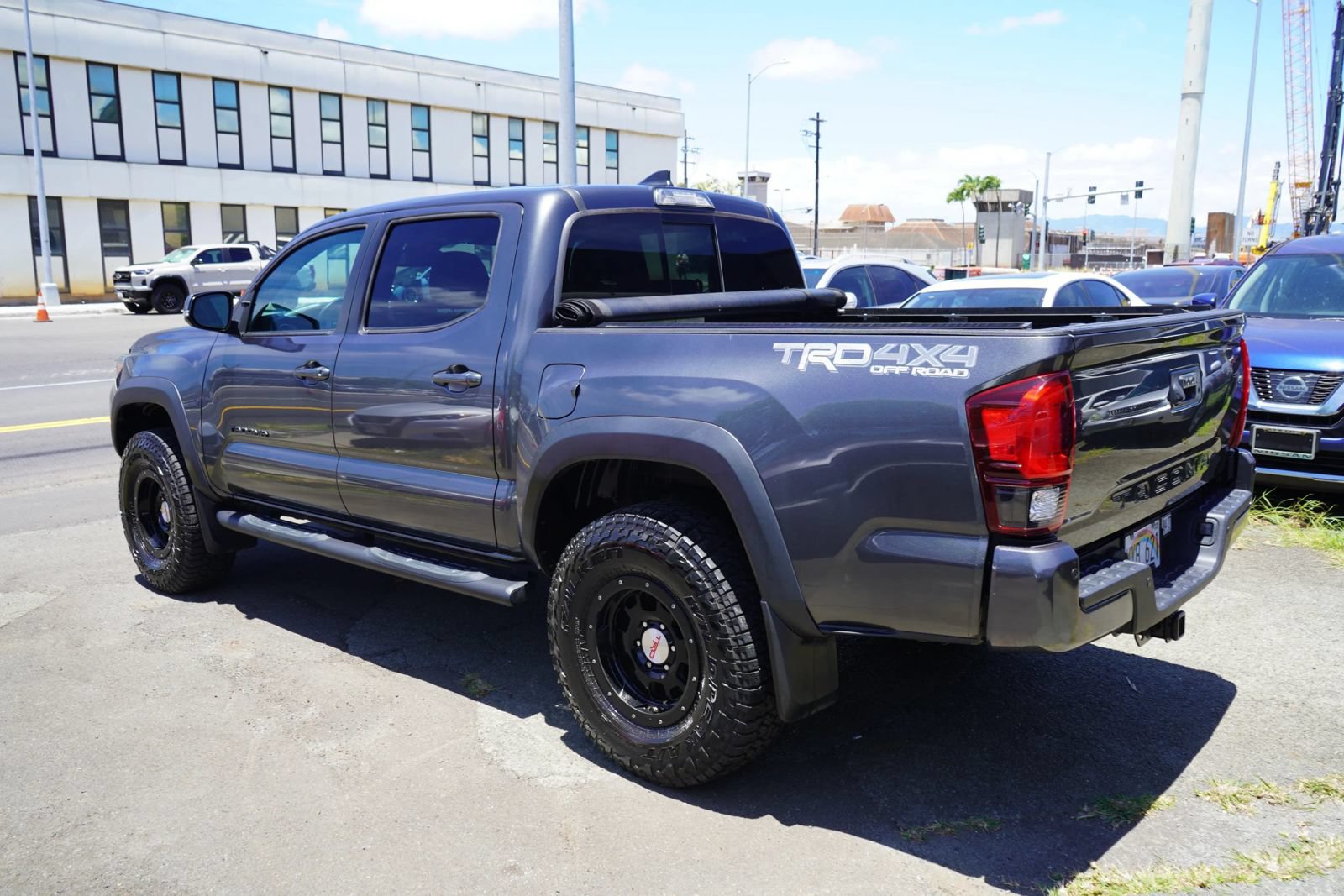 Used 2019 Toyota Tacoma TRD Off-Road AWD/4WD image 25