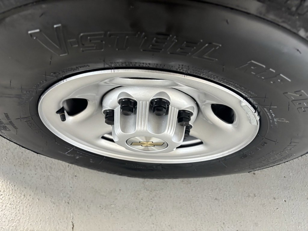 New 2025 Chevrolet Express 2500 w/ Driver Convenience Package image 21