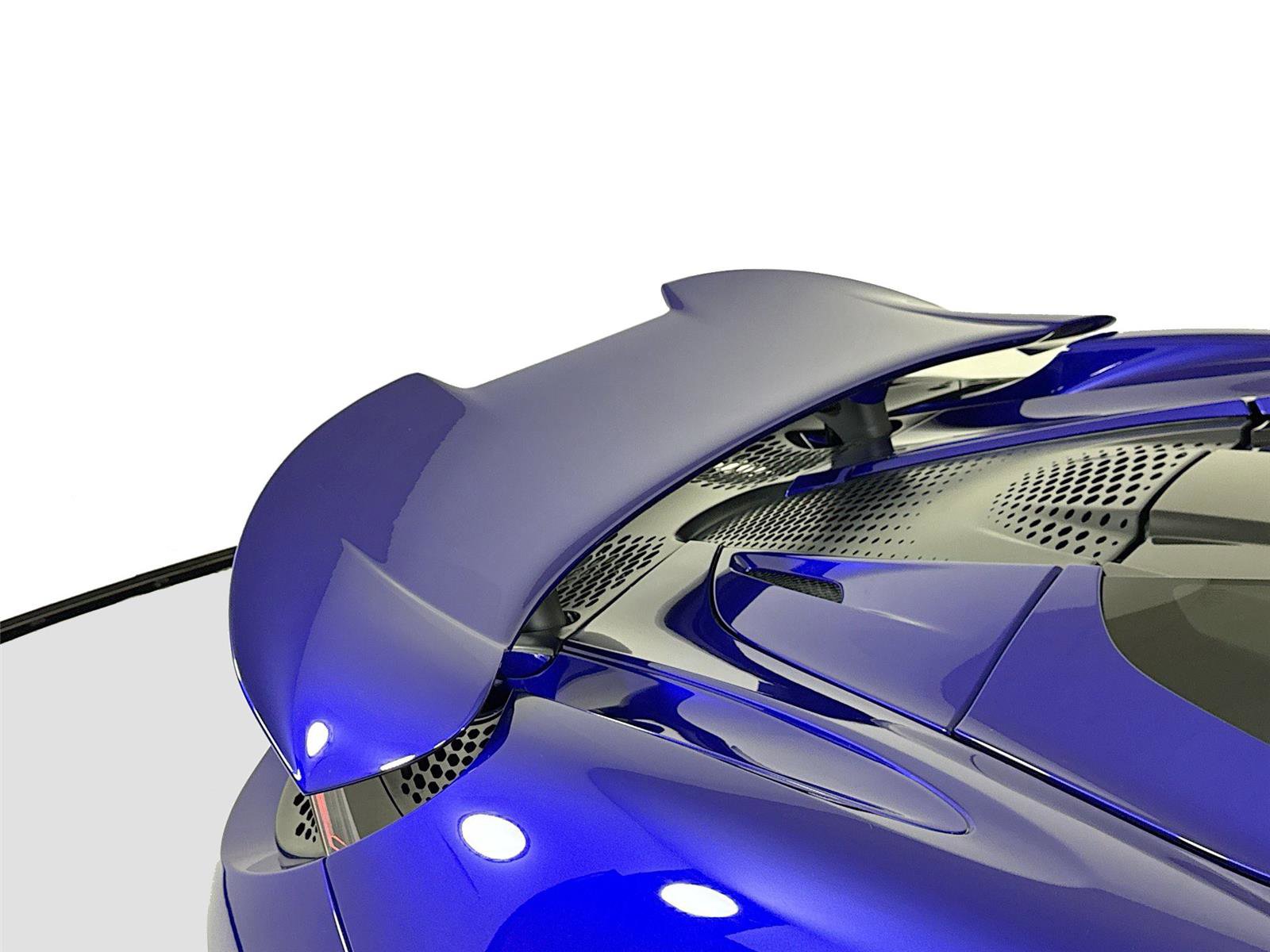 Used 2024 McLaren 750S Spider image 31