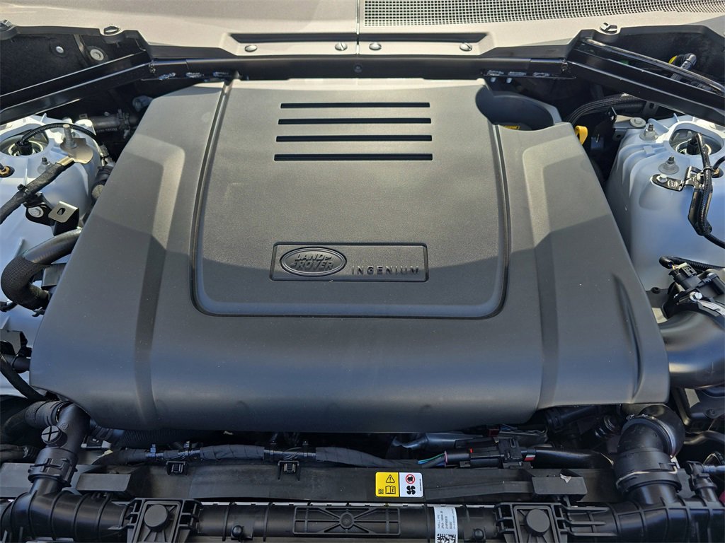 New 2026 Land Rover Defender 110 S image 31