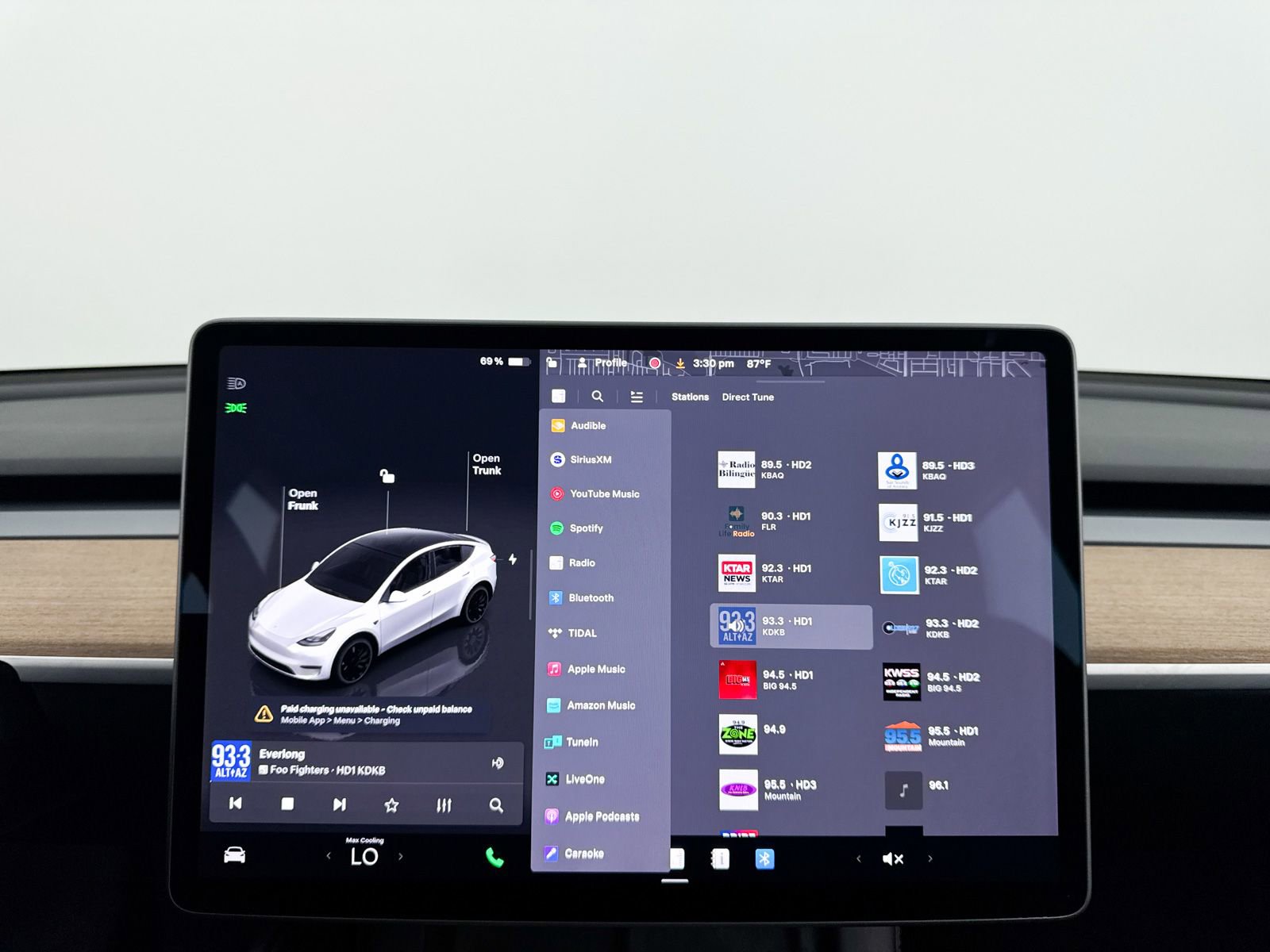 Used 2024 Tesla Model Y Performance image 23