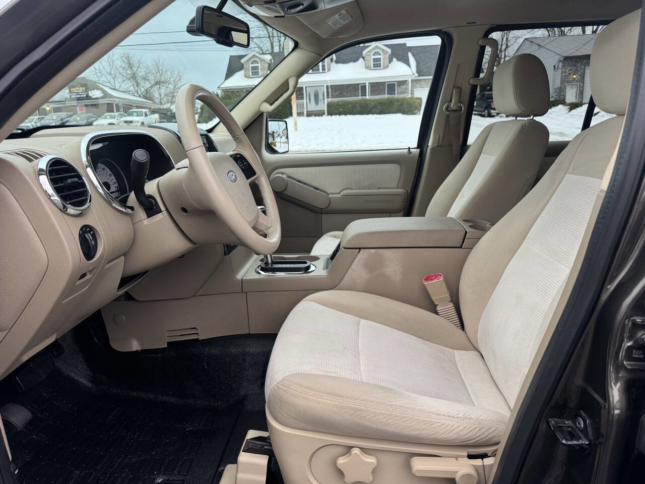 Used 2008 Ford Explorer Sport Trac XLT image 16