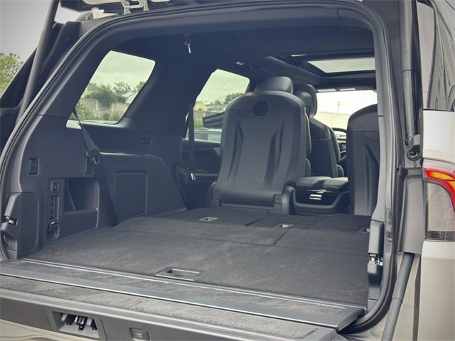 New 2025 Lincoln Navigator Black Label image 11