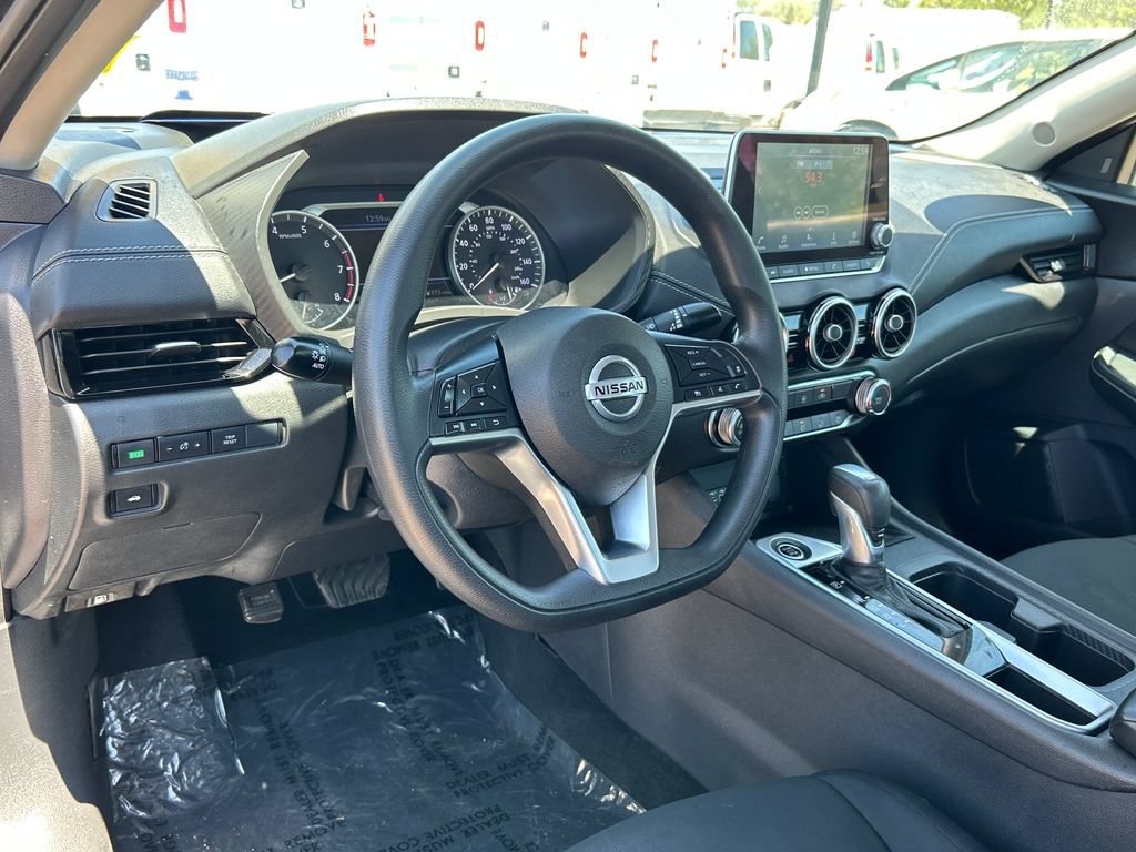 Used 2023 Nissan Sentra SV FWD image 7